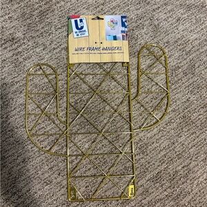 Gold Cactus Wire Frame Hanger